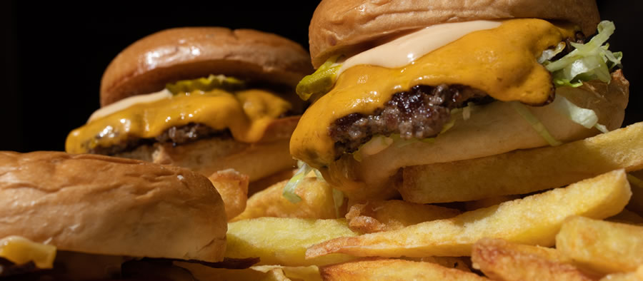Dark Burger Cuenca Ecuador